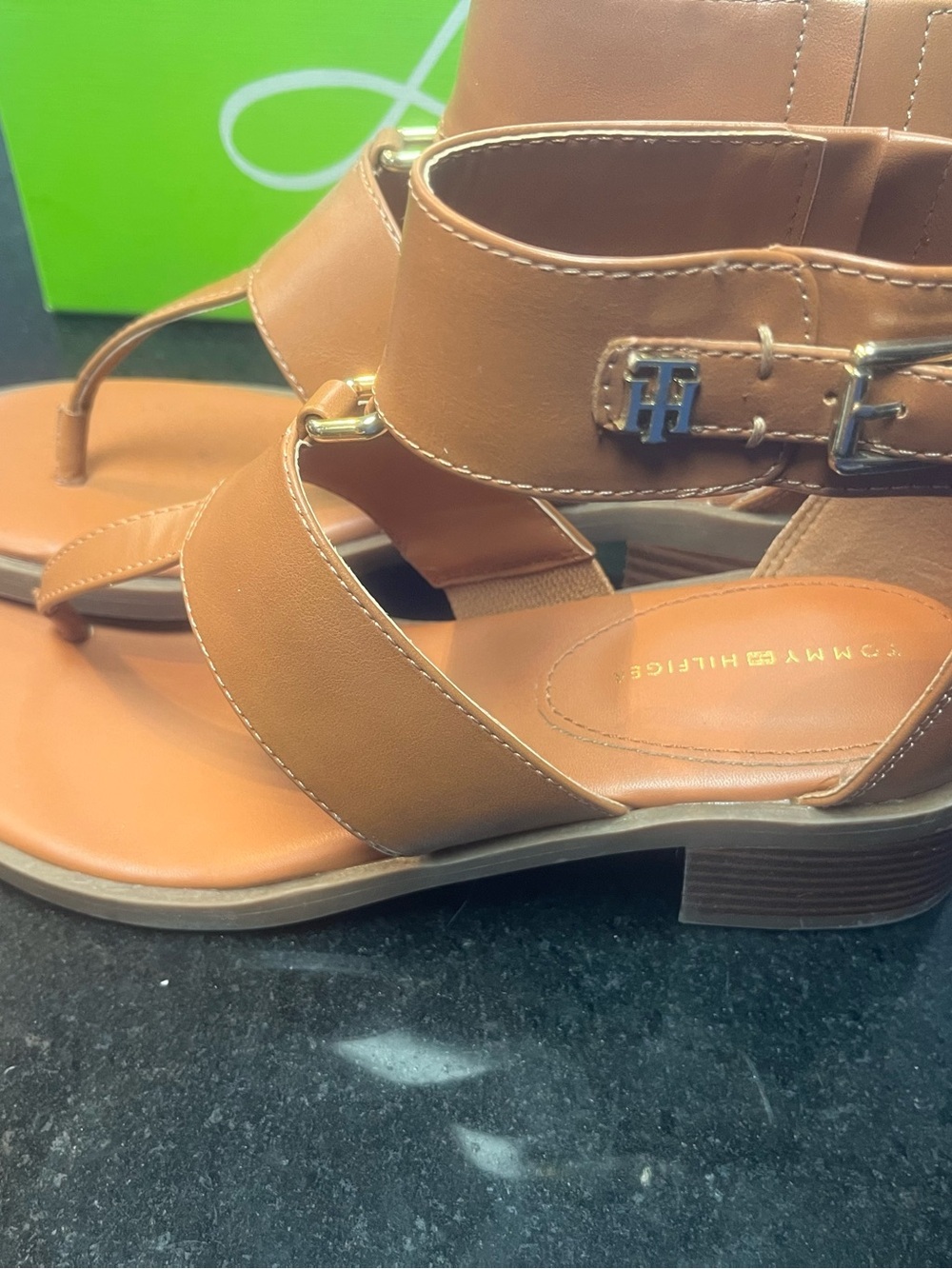 Sz 7 Tommy Hilfiger Tan Leather Block Heel Sandals - Picture 7 of 9